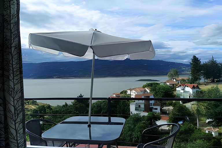 Cabaña vista al lago Tominê y Naturaleza Guatavita