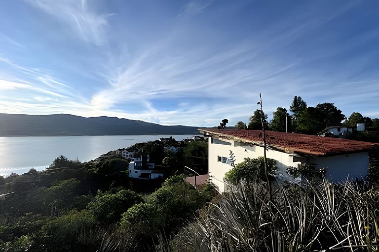 Cabaña vista al lago Tominê y Naturaleza Guatavita