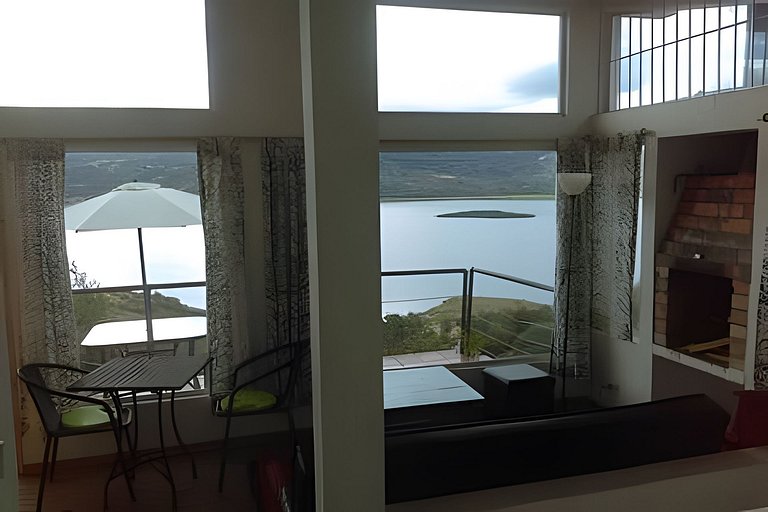 Cabaña vista al lago Tominė y Naturaleza Guatavita