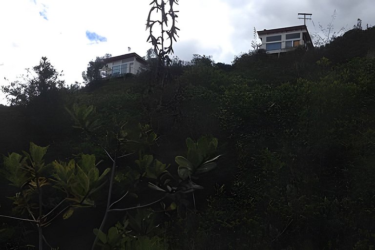 Cabaña vista al lago Tominė y Naturaleza Guatavita