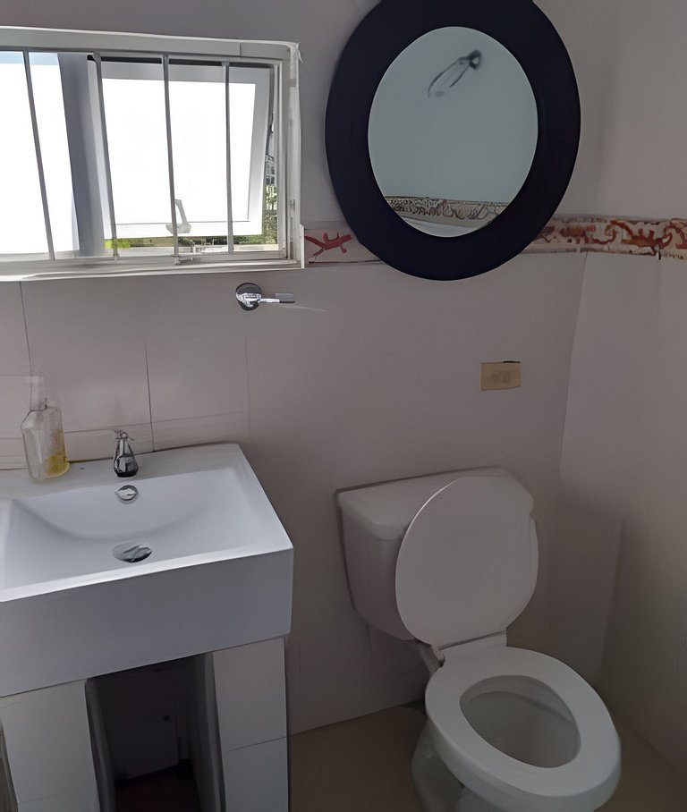 Cabaña vista al lago Tominė y Naturaleza Guatavita