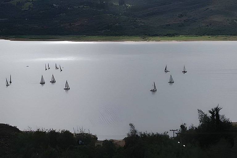 Cabaña vista al lago Tominė y Naturaleza Guatavita