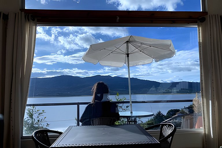 CABAÑA 3 · Cabaña vista al lago Tomine & Naturaleza Guatavit
